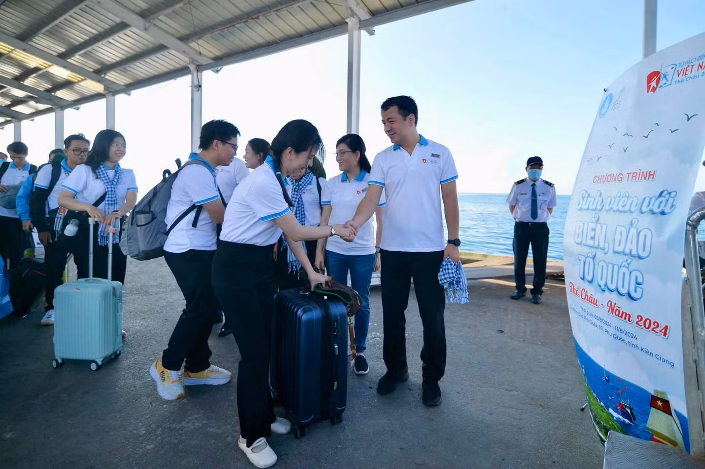 Anh Ngô Văn Cương - Bí thư T.Ư Đoàn, Chủ nhiệm Uỷ ban Kiểm tra T.Ư Đoàn, Trưởng đoàn Hành trình 'Sinh viên với biển đảo Tổ quốc' năm 2024.