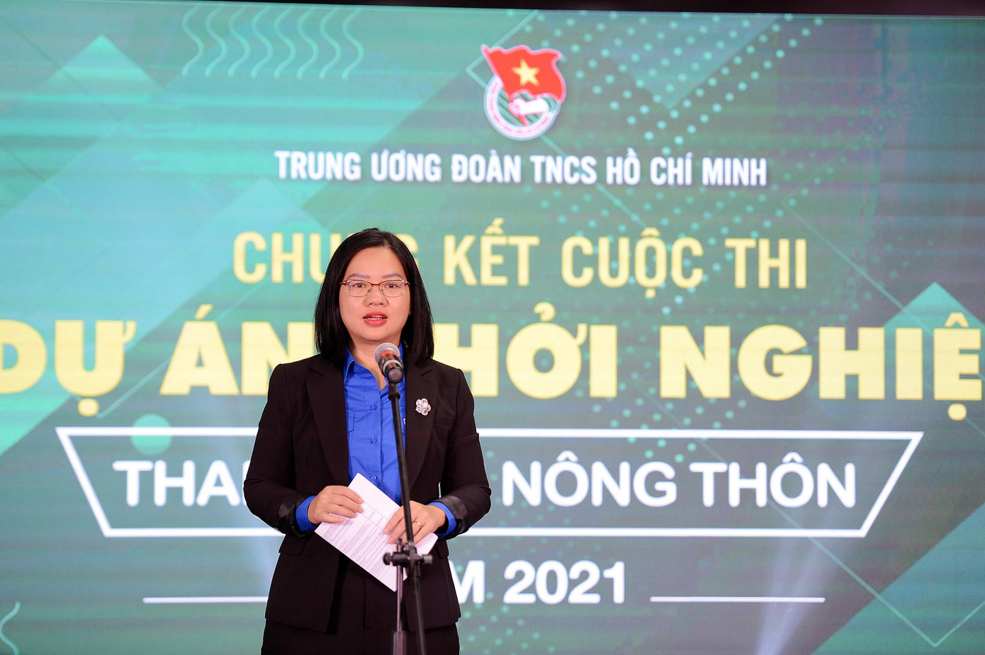 Chị Nguyễn Thị Thu Vân - Trưởng Ban Thanh niên Nông thôn T.Ư Đoàn phát biểu khai mạc Vòng Chung kết cuộc thi. Ảnh: DƯƠNG TRIỀU Chị Nguyễn Thị Thu Vân - Trưởng Ban Thanh niên Nông thôn T.Ư Đoàn phát biểu khai mạc Vòng Chung kết cuộc thi. Ảnh: DƯƠNG TRIỀU