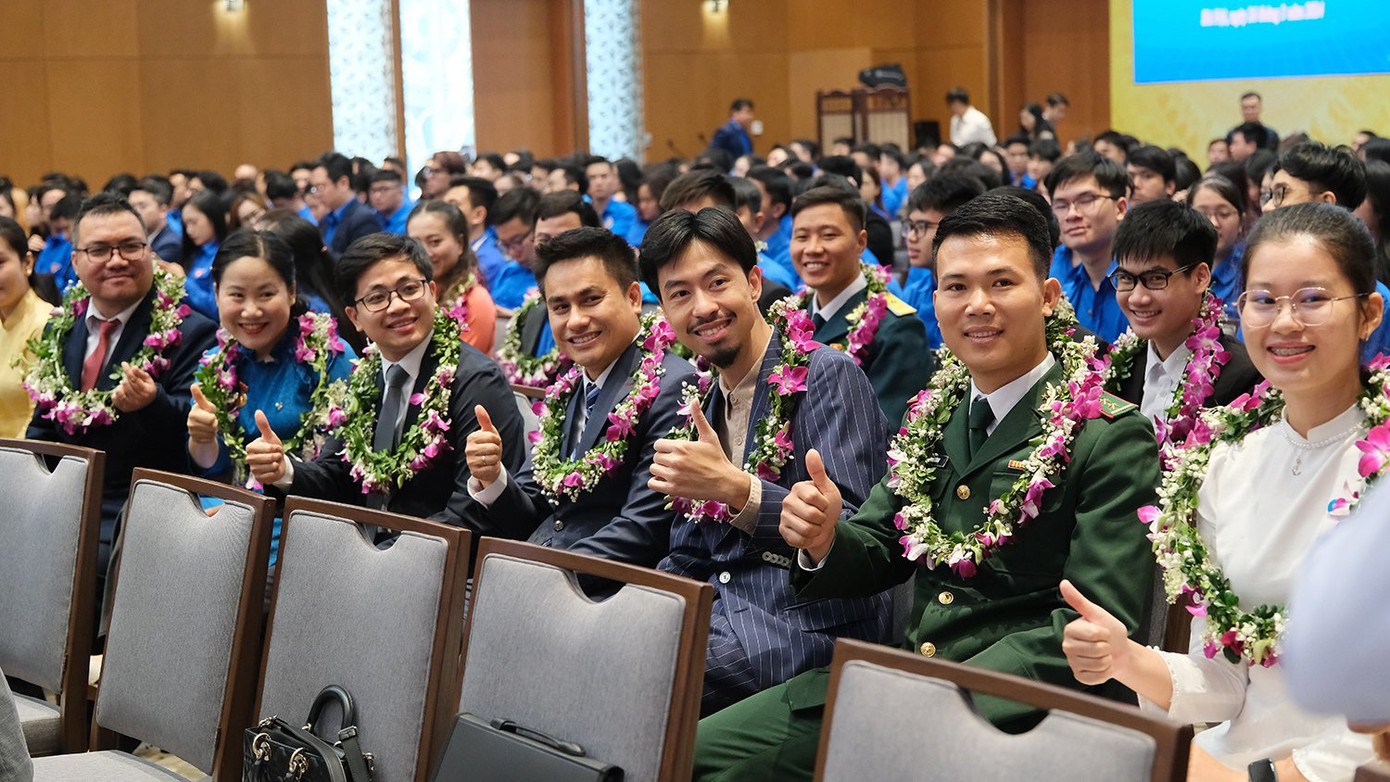 Cùng đó là cơ chế, chính sách, nguồn lực của nhà nước trong việc hỗ trợ, phát huy vai trò, trách nhiệm của thanh niên trong việc thực hiện các mục tiêu của Chương trình chuyển đổi số quốc gia.