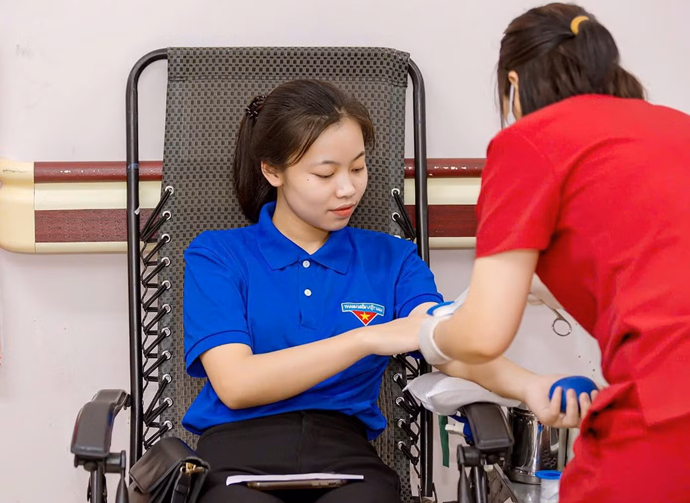 Những hoạt động tình nguyện cộng đồng được Đinh Thị Hồng thường xuyên tham gia.