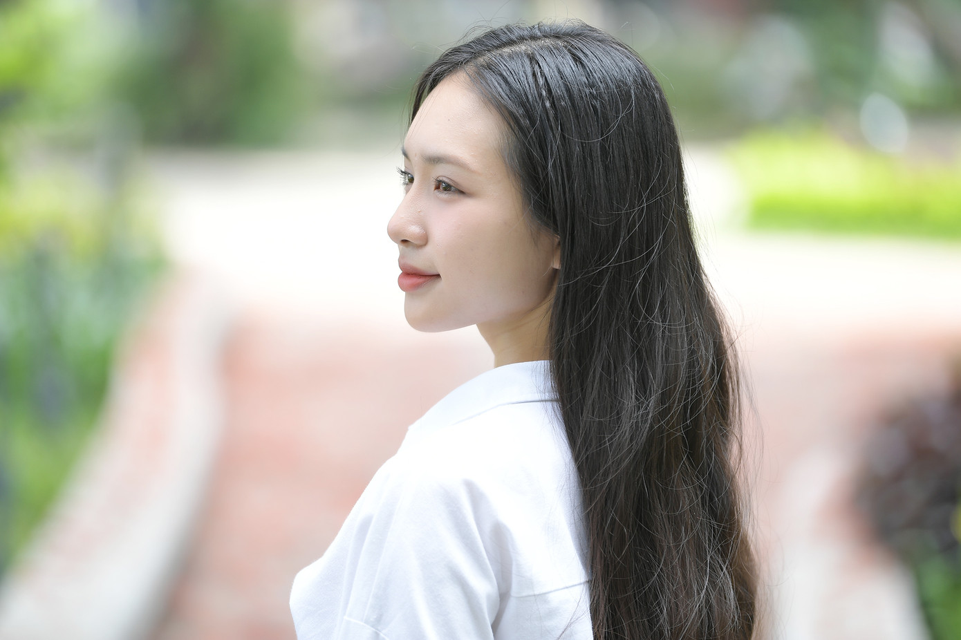 Người đẹp mong muốn đạt được ngôi vị cao nhất tại Hoa hậu Việt Nam để lan tỏa vẻ đẹp về văn hóa của Việt Nam đến bạn bè quốc tế.