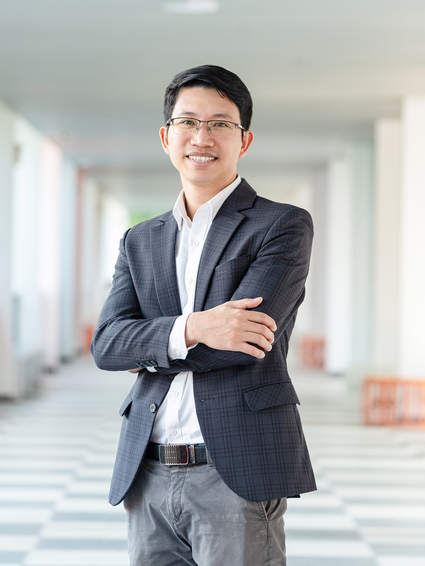 TS Nguyễn Viết Hương với những con số ấn tượng trong học thuật.