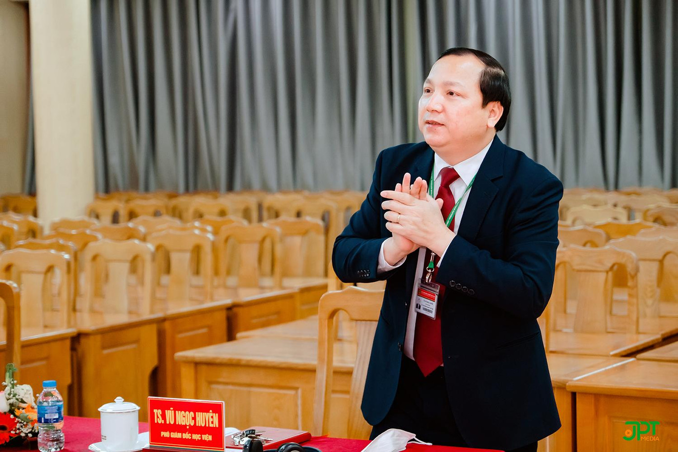 TS Vũ Ngọc Huyên - Phó Giám đốc Học viện Nông nghiệp Việt Nam phát biểu tại Hội thảo. TS Vũ Ngọc Huyên - Phó Giám đốc Học viện Nông nghiệp Việt Nam phát biểu tại Hội thảo.