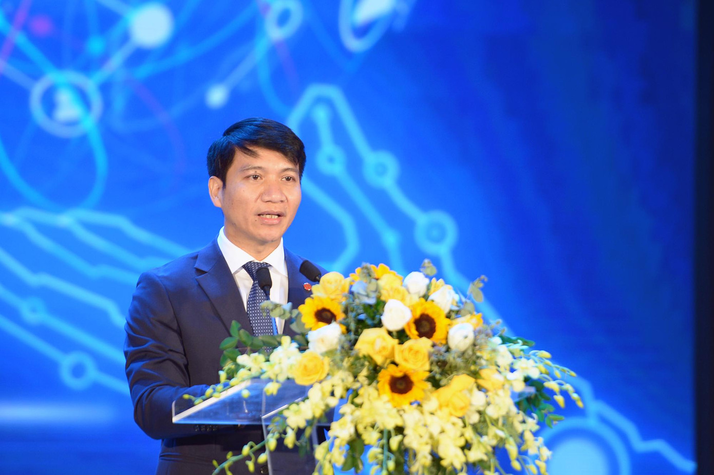 Anh Nguyễn Ngọc Lương - Bí thư T.Ư Đoàn, Chủ tịch Hội LHTN Việt Nam phát biểu tại chương trình. Ảnh: DƯƠNG TRIỀU