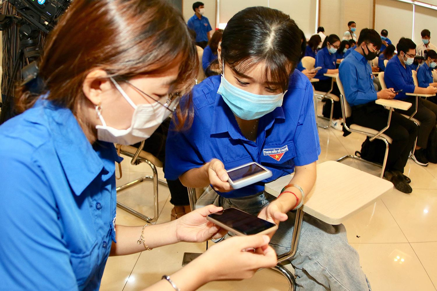 Đông đảo đoàn viên, thanh niên và sinh viên tham gia hưởng ứng tại Hội thi. Đông đảo đoàn viên, thanh niên và sinh viên tham gia hưởng ứng tại Hội thi.