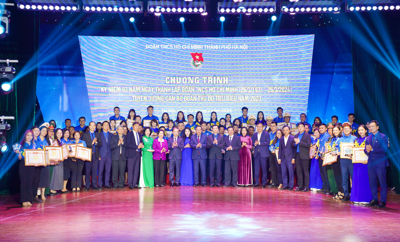 Thành Đoàn Hà Nội tuyên dương 70 cán bộ Đoàn tiêu biểu của Thủ đô.