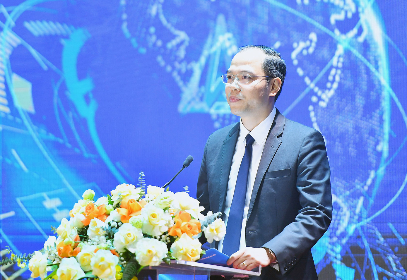 Anh Nguyễn Tiến Hưng - Phó Bí thư Thành Đoàn, Chủ tịch Hội Sinh viên TP. Hà Nội phát biểu tại Lễ trao giải cuộc thi. Anh Nguyễn Tiến Hưng - Phó Bí thư Thành Đoàn, Chủ tịch Hội Sinh viên TP. Hà Nội phát biểu tại Lễ trao giải cuộc thi.