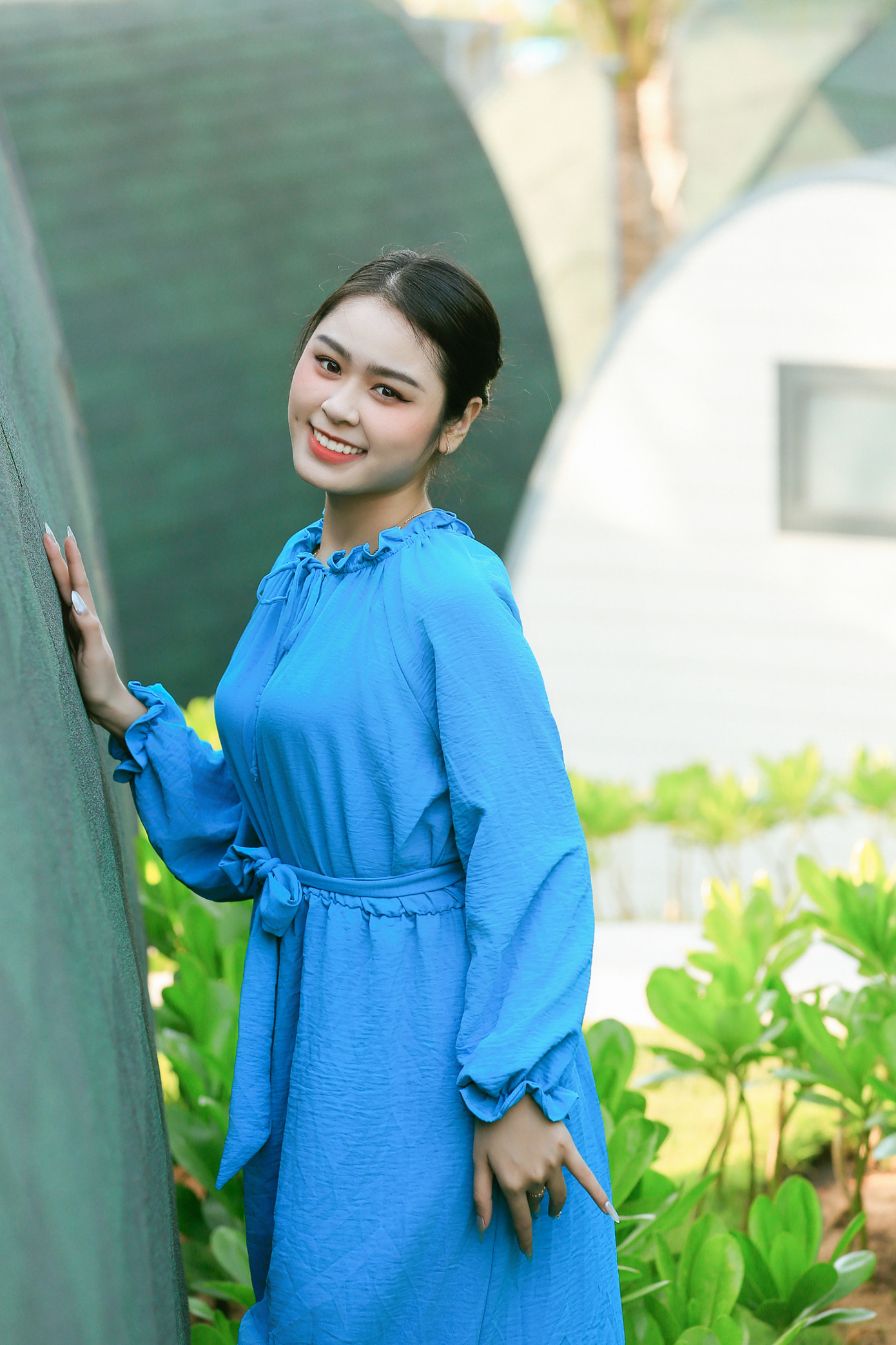 Tại vòng thi này, các thí sinh sẽ được tham gia các hoạt động trải nghiệm và thăm di tích lịch sử - văn hóa của Thành phố; tranh tài hùng biện tiếng Anh và thuyết trình dự án tình nguyện; cùng các chương trình tập luyện kỹ năng ứng xử, phong thái trình diễn để xứng đáng là đại diện cho vẻ đẹp của sự thông minh của nữ sinh viên Việt Nam.