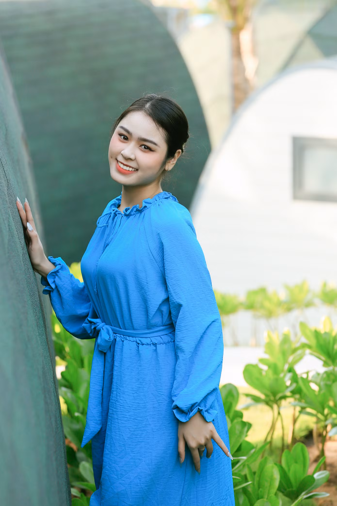 Tại vòng thi này, các thí sinh sẽ được tham gia các hoạt động trải nghiệm và thăm di tích lịch sử - văn hóa của Thành phố; tranh tài hùng biện tiếng Anh và thuyết trình dự án tình nguyện; cùng các chương trình tập luyện kỹ năng ứng xử, phong thái trình diễn để xứng đáng là đại diện cho vẻ đẹp của sự thông minh của nữ sinh viên Việt Nam.