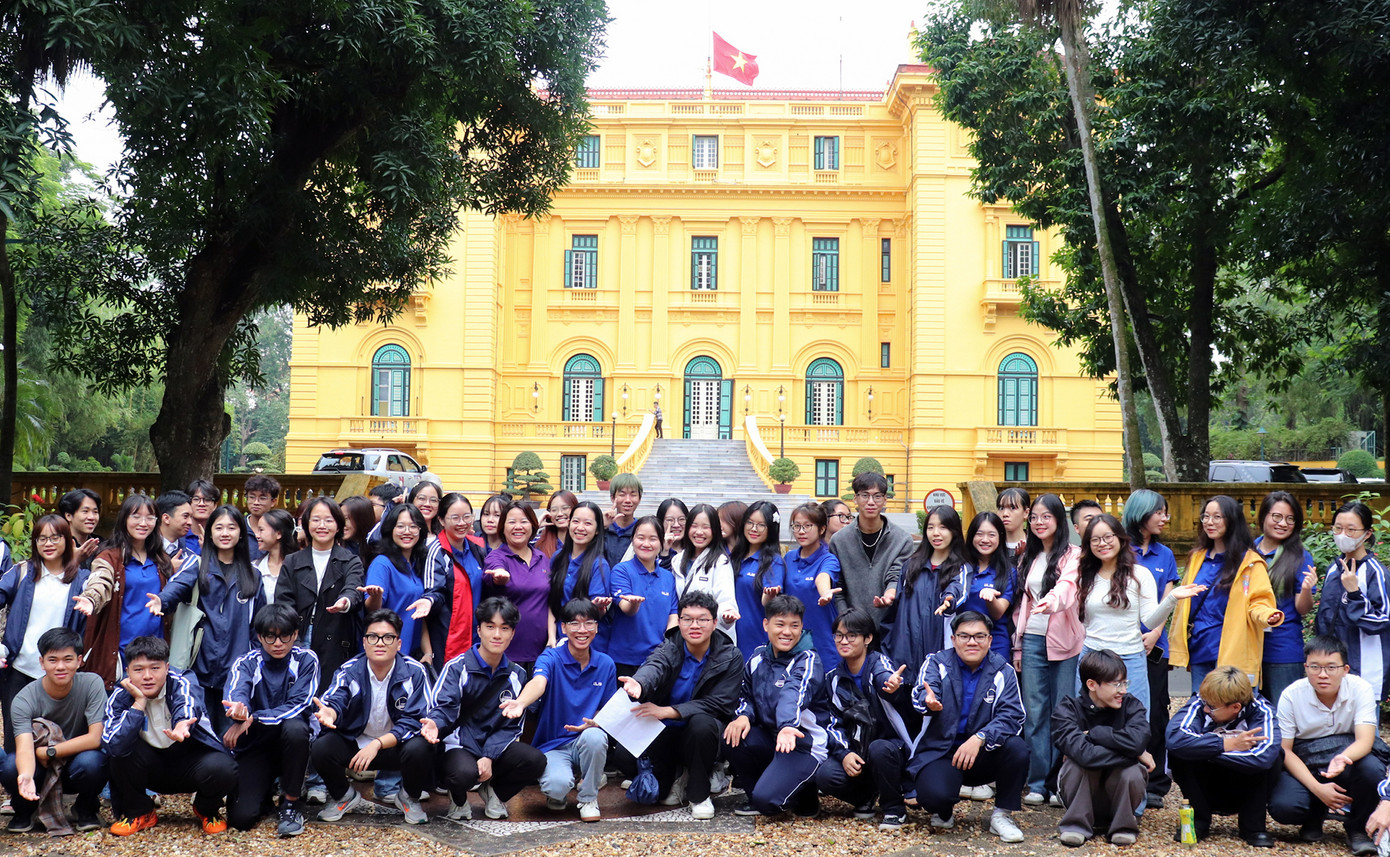 Chương trình diễn ra tại cụm di tích lịch sử gồm Lăng Bác, Phủ Chủ tịch và Bảo tàng Hồ Chí Minh.