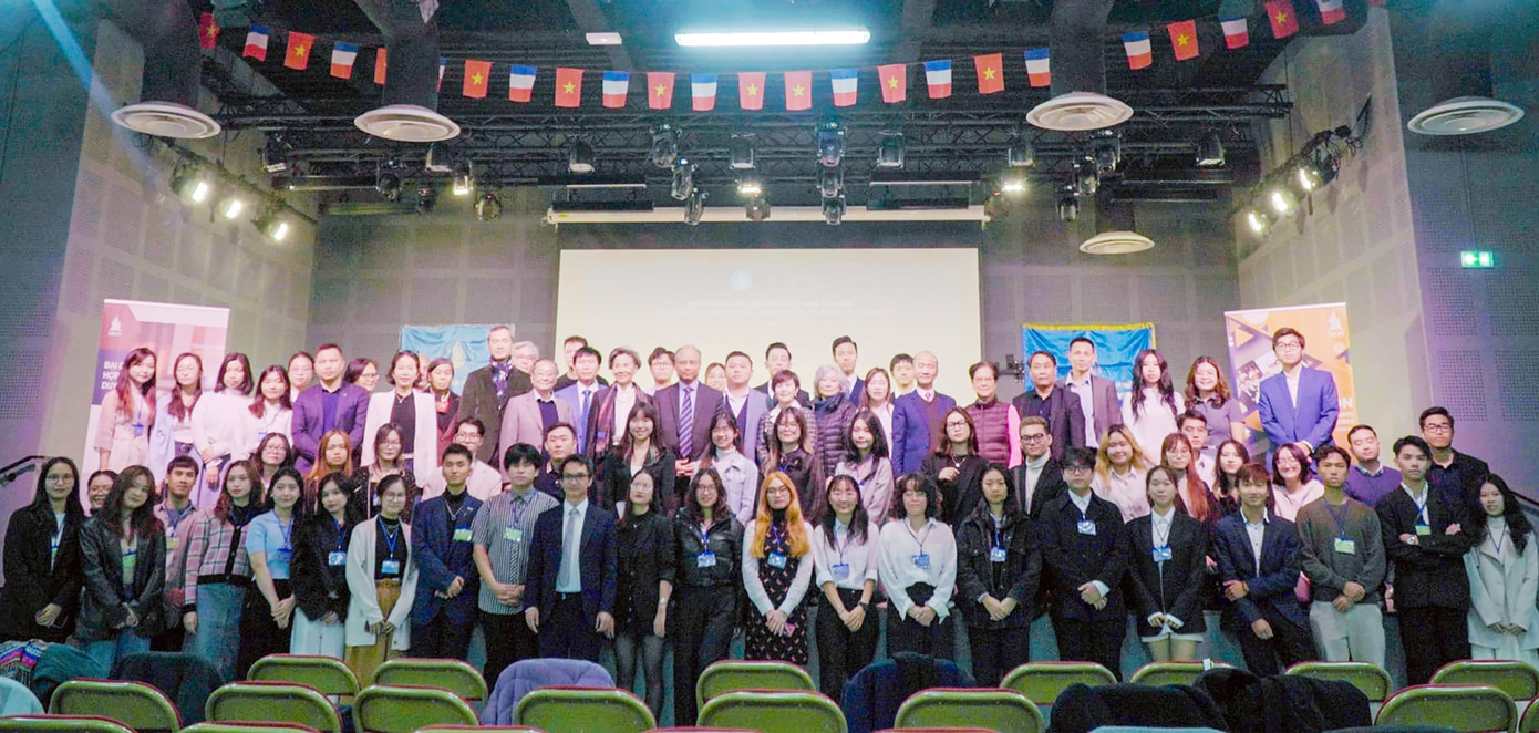 Đại hội Đại biểu Hội Sinh viên Việt Nam tại Pháp lần thứ X, nhiệm kỳ 2023 - 2025. Đại hội Đại biểu Hội Sinh viên Việt Nam tại Pháp lần thứ X, nhiệm kỳ 2023 - 2025.