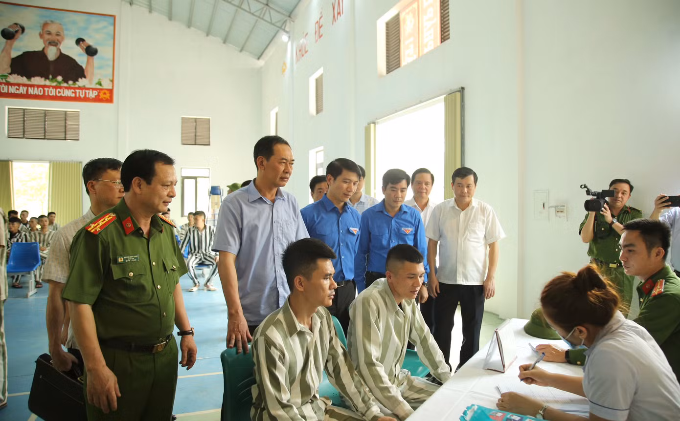 Chương trình "Thắp sáng ước mơ hoàn lương" năm 2024.