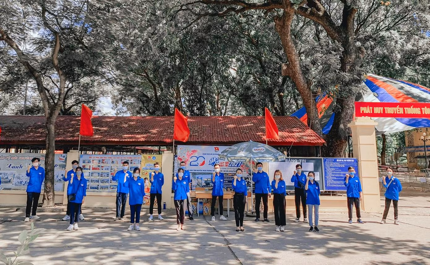 Vì mùa thi an toàn, đảm bảo công tác phòng chống dịch cũng như hỗ trợ tốt cho thí sinh và người nhà, thanh niên tình nguyện Thủ đô quyết tâm hoàn thành xuất sắc nhiệm vụ được giao.