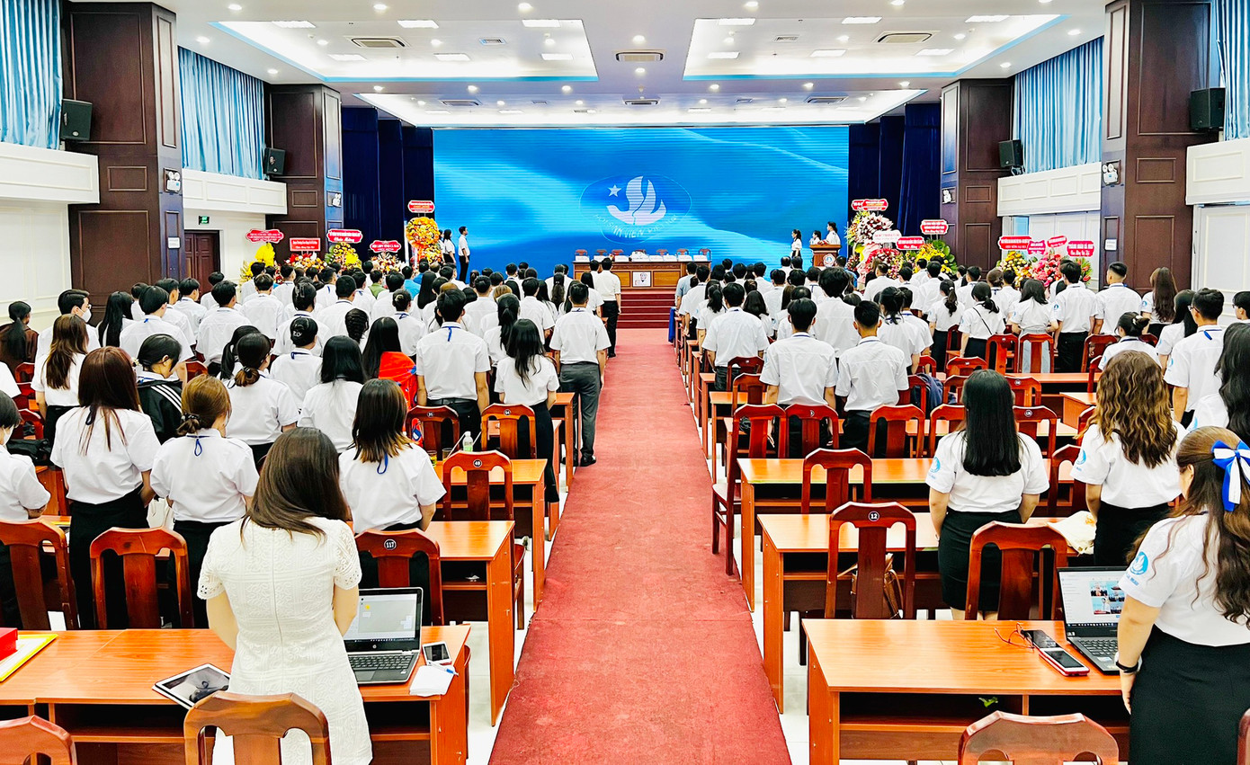 Anh Trần Đăng Khoa được hiệp thương bầu làm Chủ tịch Hội Sinh viên tỉnh Cà Mau. Anh Trần Đăng Khoa được hiệp thương bầu làm Chủ tịch Hội Sinh viên tỉnh Cà Mau.