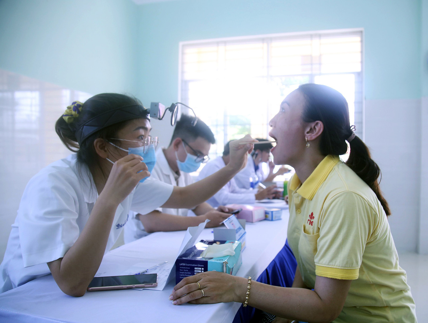 Chăm lo sức khoẻ đời sống cho thanh niên công nhân là một trong những hoạt động trọng tâm trong Ngày hội. Chăm lo sức khoẻ đời sống cho thanh niên công nhân là một trong những hoạt động trọng tâm trong Ngày hội.