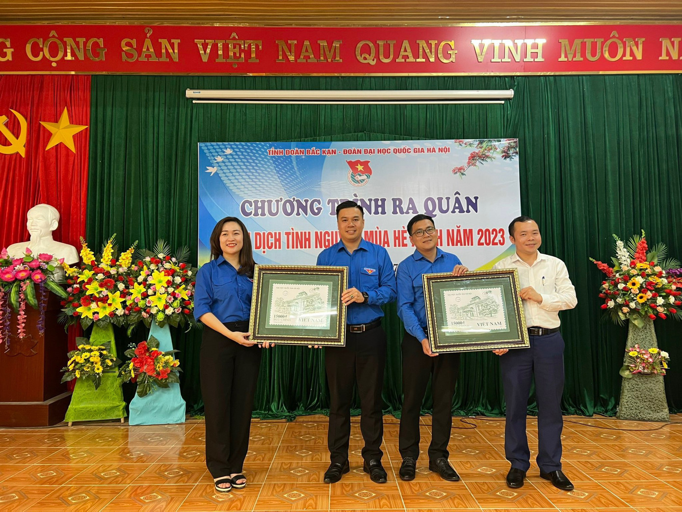 Chiến dịch 'Mùa Hè Xanh' năm 2023 của ĐHQG Hà Nội huy động từ cán bộ, giảng viên, đoàn viên thanh niên cùng các đơn vị tài trợ với tổng giá trị hơn 800 triệu đồng.