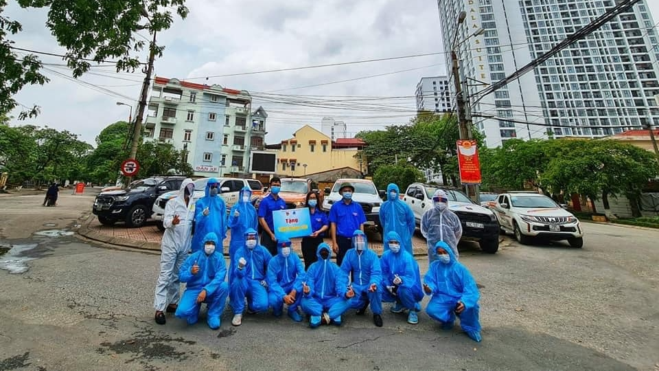 Các vật phẩm được trao tặng góp phần phòng chống dịch COVID-19. Các vật phẩm được trao tặng góp phần phòng chống dịch Covid-19