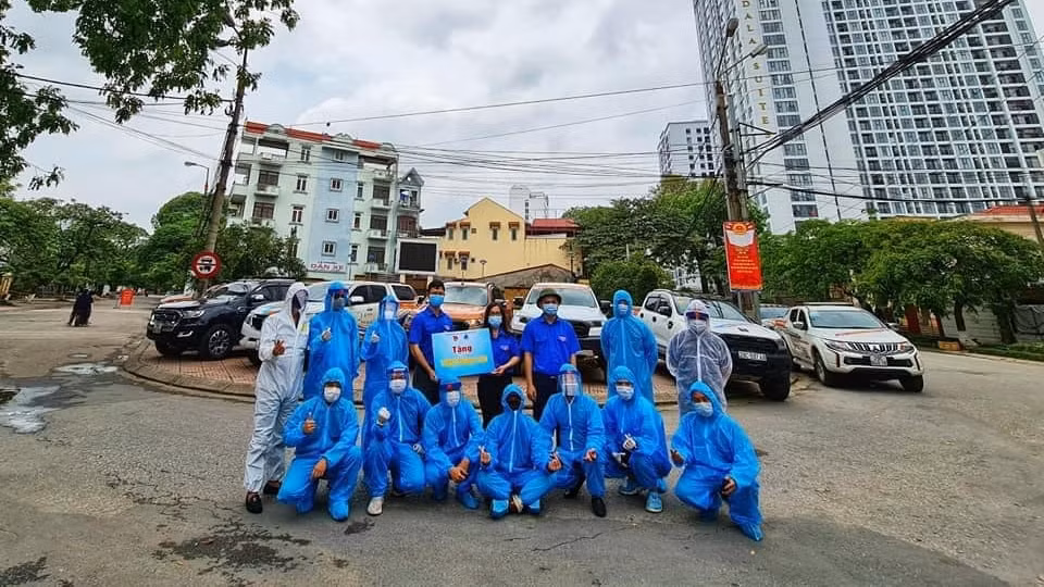 Các vật phẩm được trao tặng góp phần phòng chống dịch COVID-19. Các vật phẩm được trao tặng góp phần phòng chống dịch Covid-19