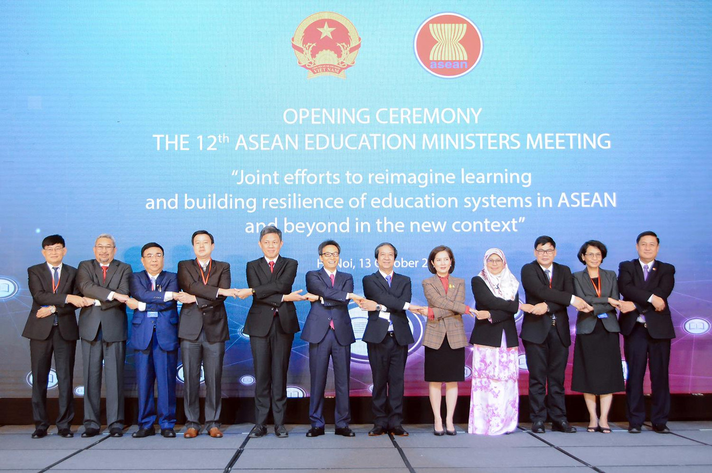 Hội nghị Bộ trưởng Giáo dục ASEAN lần thứ 12 thông qua tuyên bố chung với nhiều điểm quan trọng. Hội nghị Bộ trưởng Giáo dục ASEAN lần thứ 12 thông qua tuyên bố chung với nhiều điểm quan trọng.