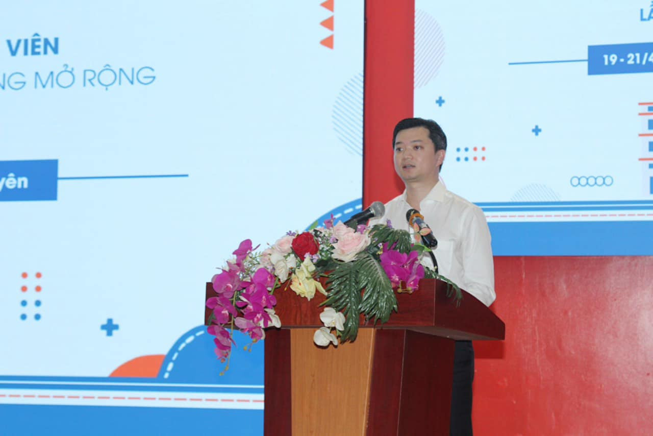 Anh Nguyễn Minh Triết - Bí thư T.Ư Đoàn, Chủ tịch T.Ư Hội Sinh viên Việt Nam phát biểu chỉ đạo Hội nghị.