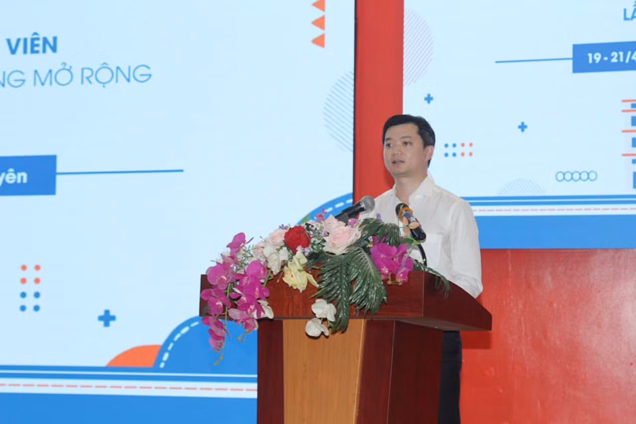 Anh Nguyễn Minh Triết - Bí thư T.Ư Đoàn, Chủ tịch T.Ư Hội Sinh viên Việt Nam phát biểu chỉ đạo Hội nghị.