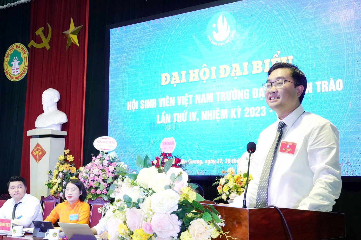 Anh Nguyễn Bá Cát – Phó Chủ tịch T.Ư Hội Sinh viên Việt Nam phát biểu tại Đại hội.