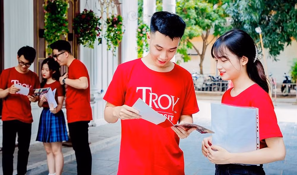 Sinh viên trường ĐH Kinh tế - ĐHQG Hà Nội.