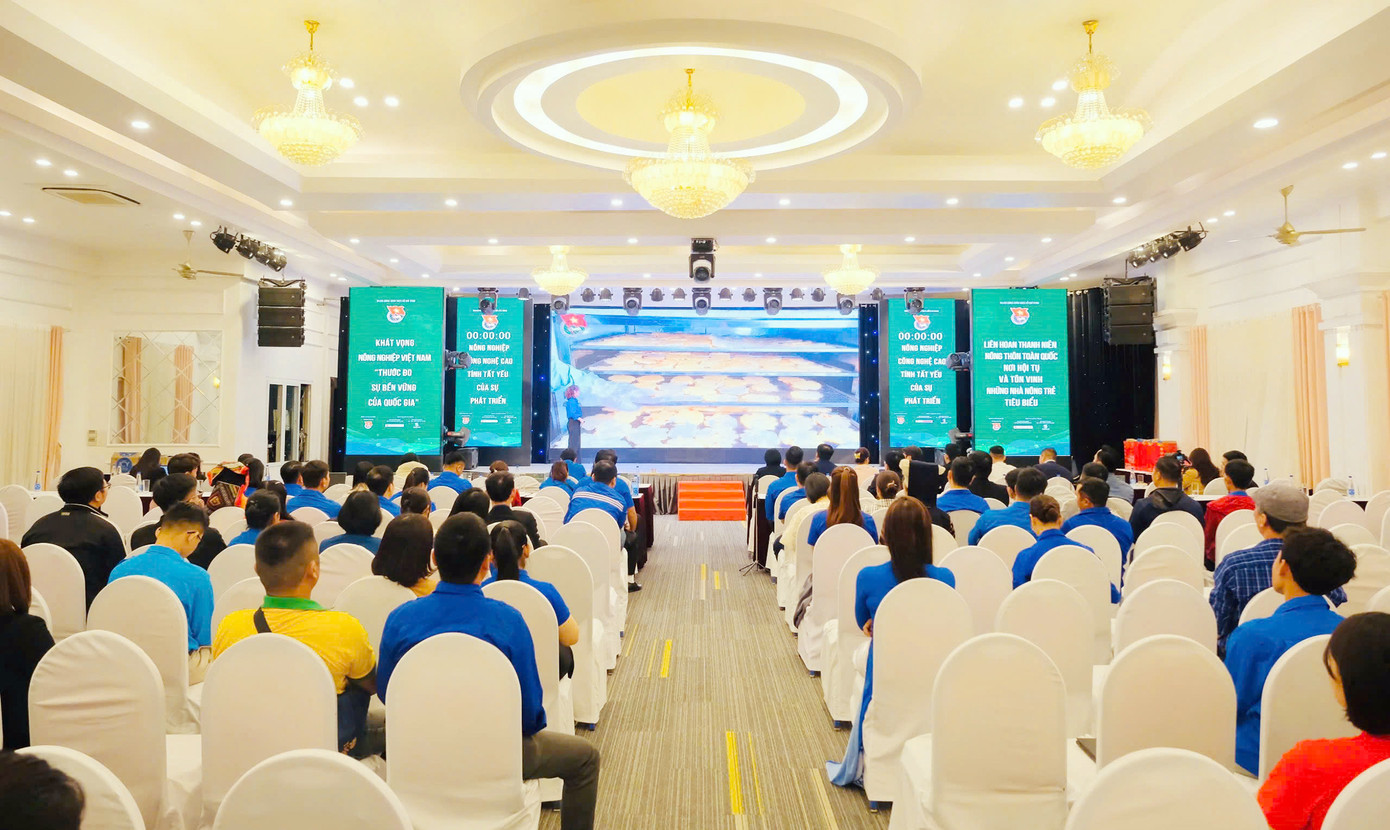 Vòng Chung kết Cuộc thi 'Dự án khởi nghiệp Thanh niên nông thôn', là một trong những hoạt động nổi bật tại Liên hoan Thanh niên Nông thôn toàn quốc và trao Giải thưởng Lương Định Của lần thứ XIX, năm 2024, có sự tham gia của đơn vị quảng cáo truyền thông Ngân hàng Nông nghiệp và Phát triển Nông thôn Việt Nam (Agribank).