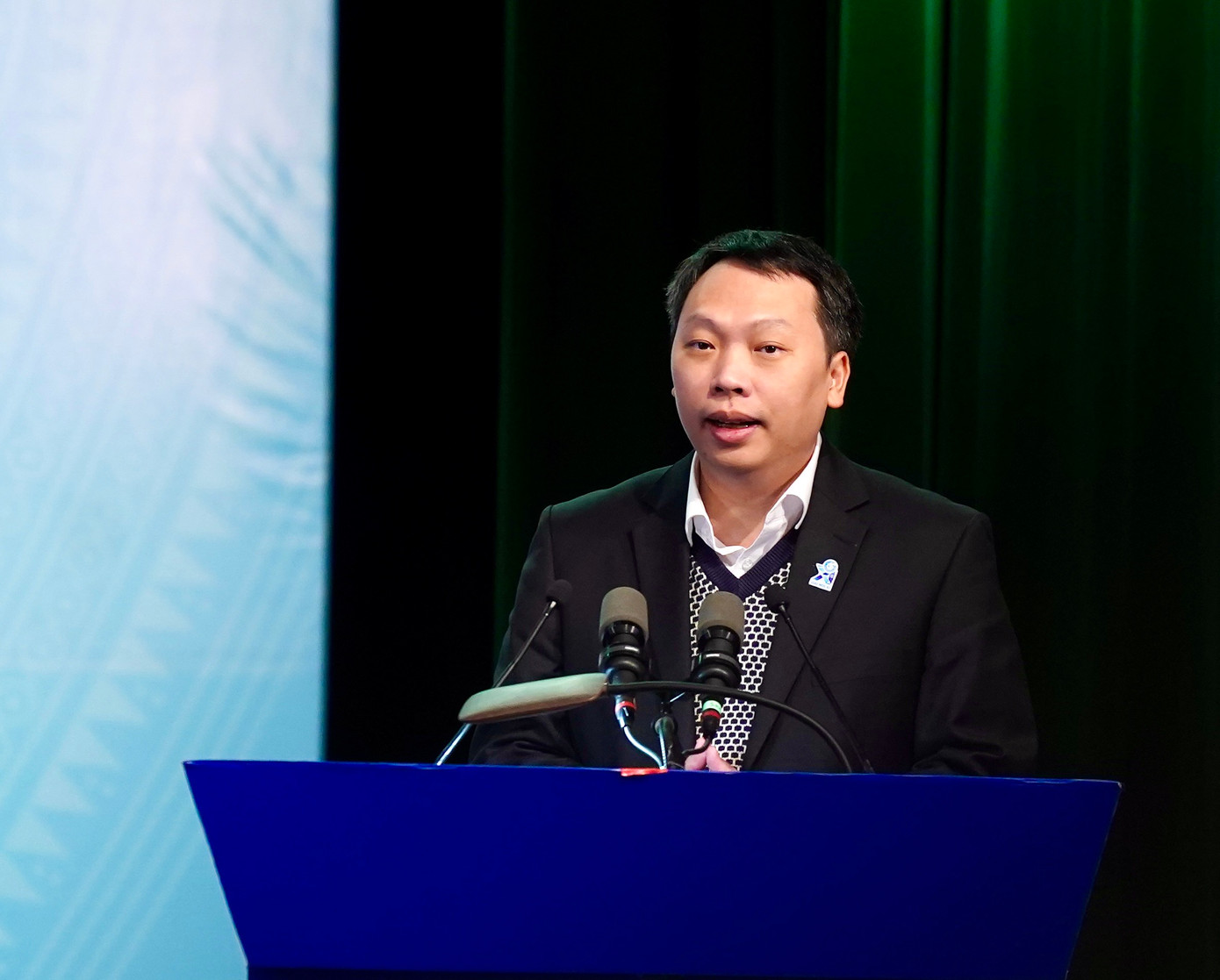 Ông Nguyễn Huy Dũng - Thứ trưởng Bộ Thông tin và Truyền thông chia sẻ tại Đại hội. Ông Nguyễn Huy Dũng - Thứ trưởng Bộ Thông tin và Truyền thông chia sẻ tại Đại hội.