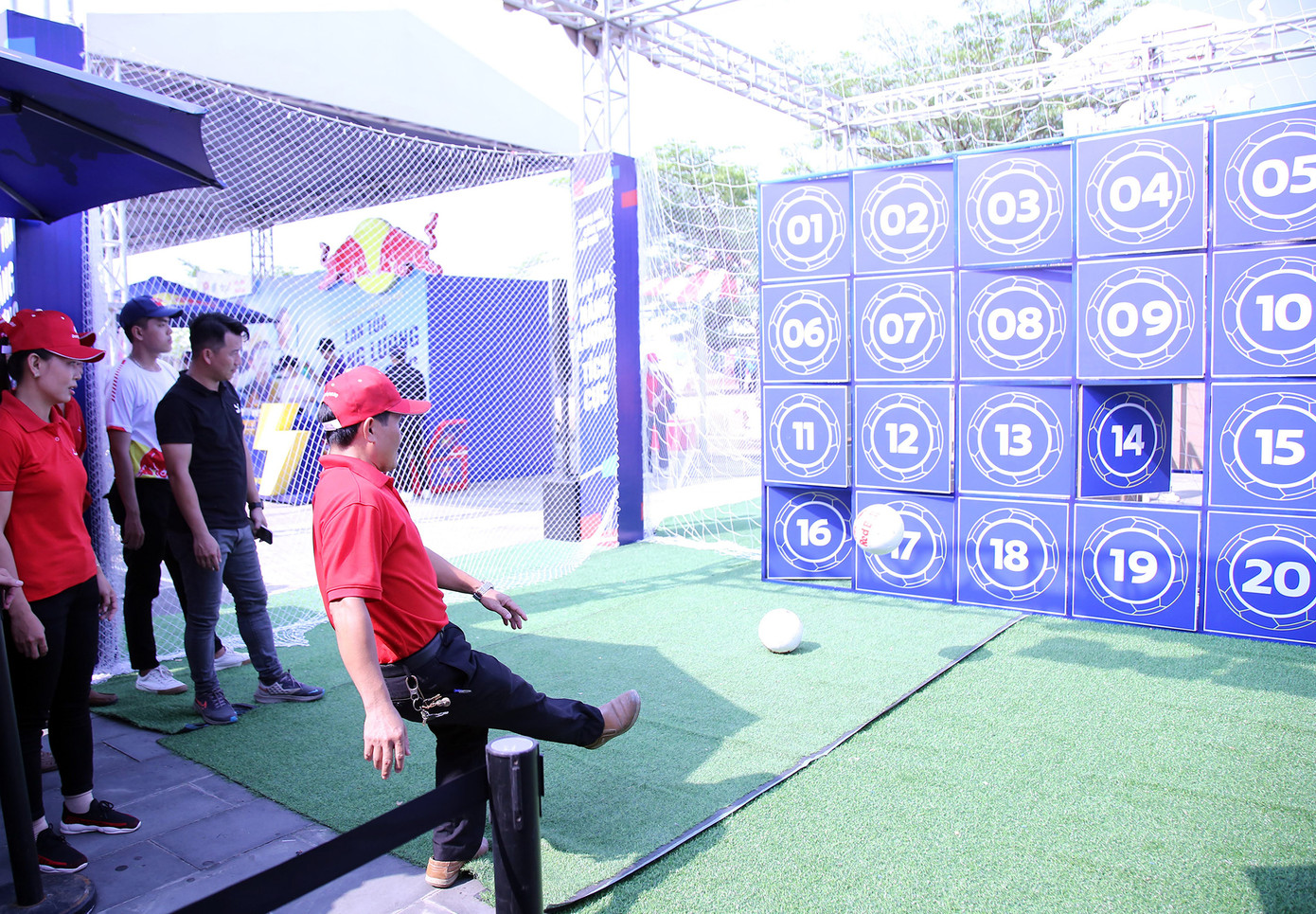 Nhiều hoạt động sôi nổi tại Ngày hội. Nhiều hoạt động sôi nổi tại Ngày hội.