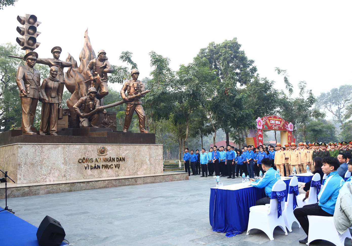 Buổi Lễ diễn thu hút sự tham gia của gần 1.000 đoàn viên, thanh niên, các lực lượng công an và lực lượng chức năng.