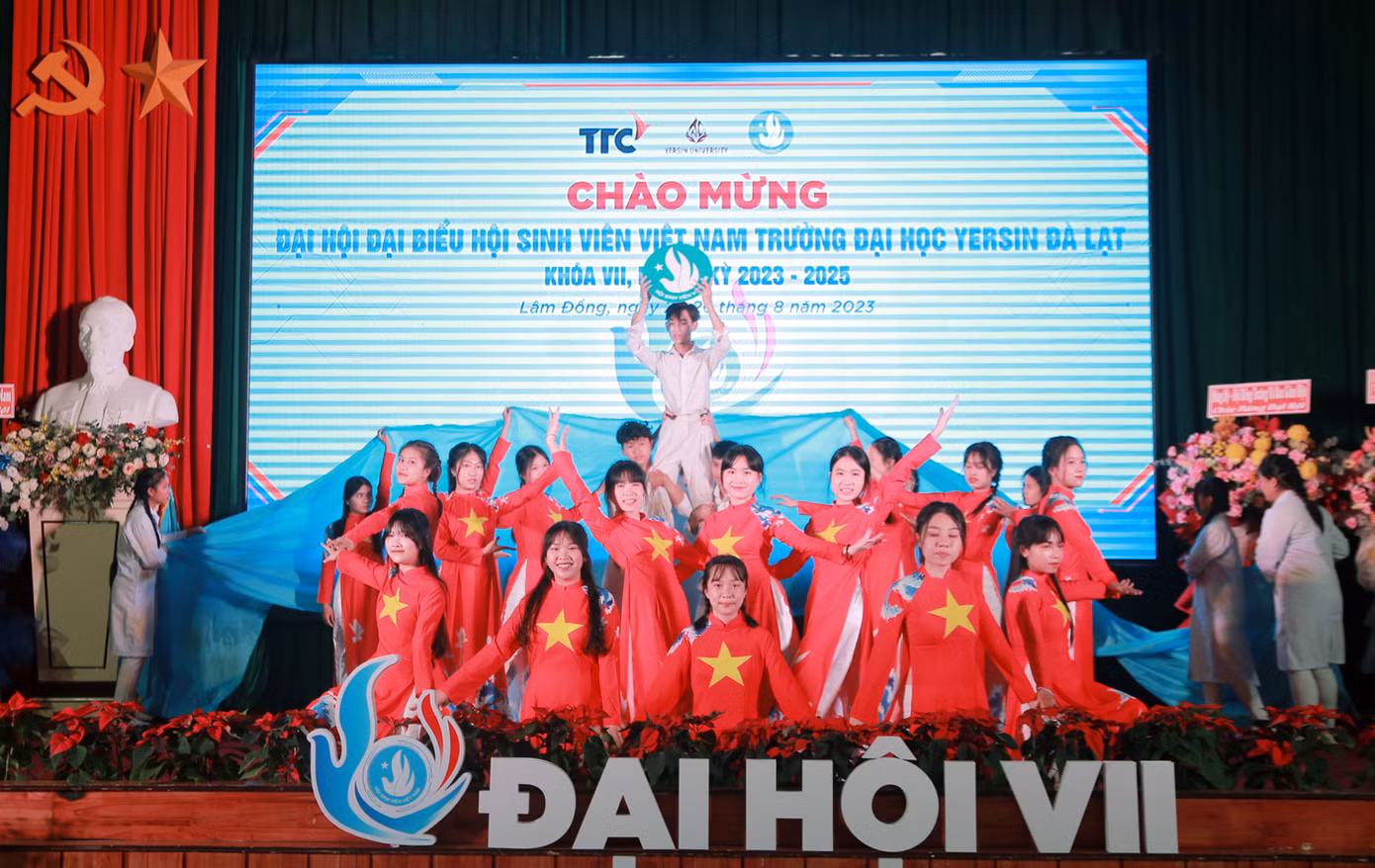 Đại hội Đại biểu Hội Sinh viên trường ĐH Yersin lần thứ VII, nhiệm kỳ 2023 – 2025. Đại hội Đại biểu Hội Sinh viên trường ĐH Yersin lần thứ VII, nhiệm kỳ 2023 – 2025.