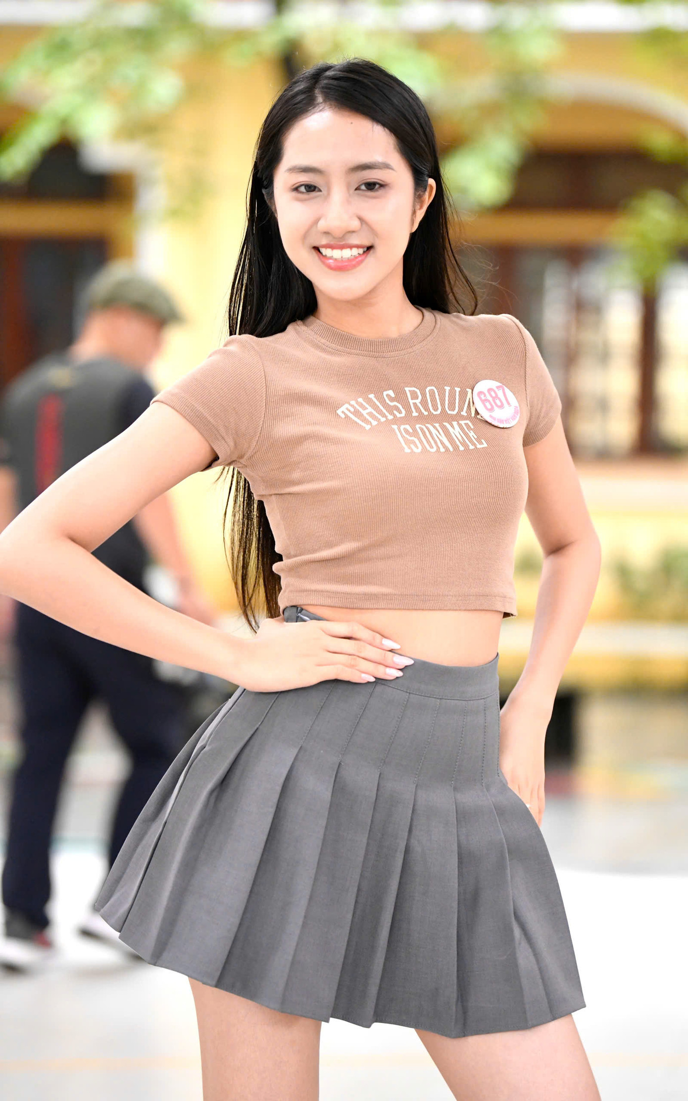 “Mình không muốn đếm ngược tới đêm chung kết, vì thời gian bên các bạn quá quý giá. Nhưng mình cũng háo hức được thể hiện bản thân trước khán giả cả nước”, thí sinh Hà Trúc Linh chia sẻ.