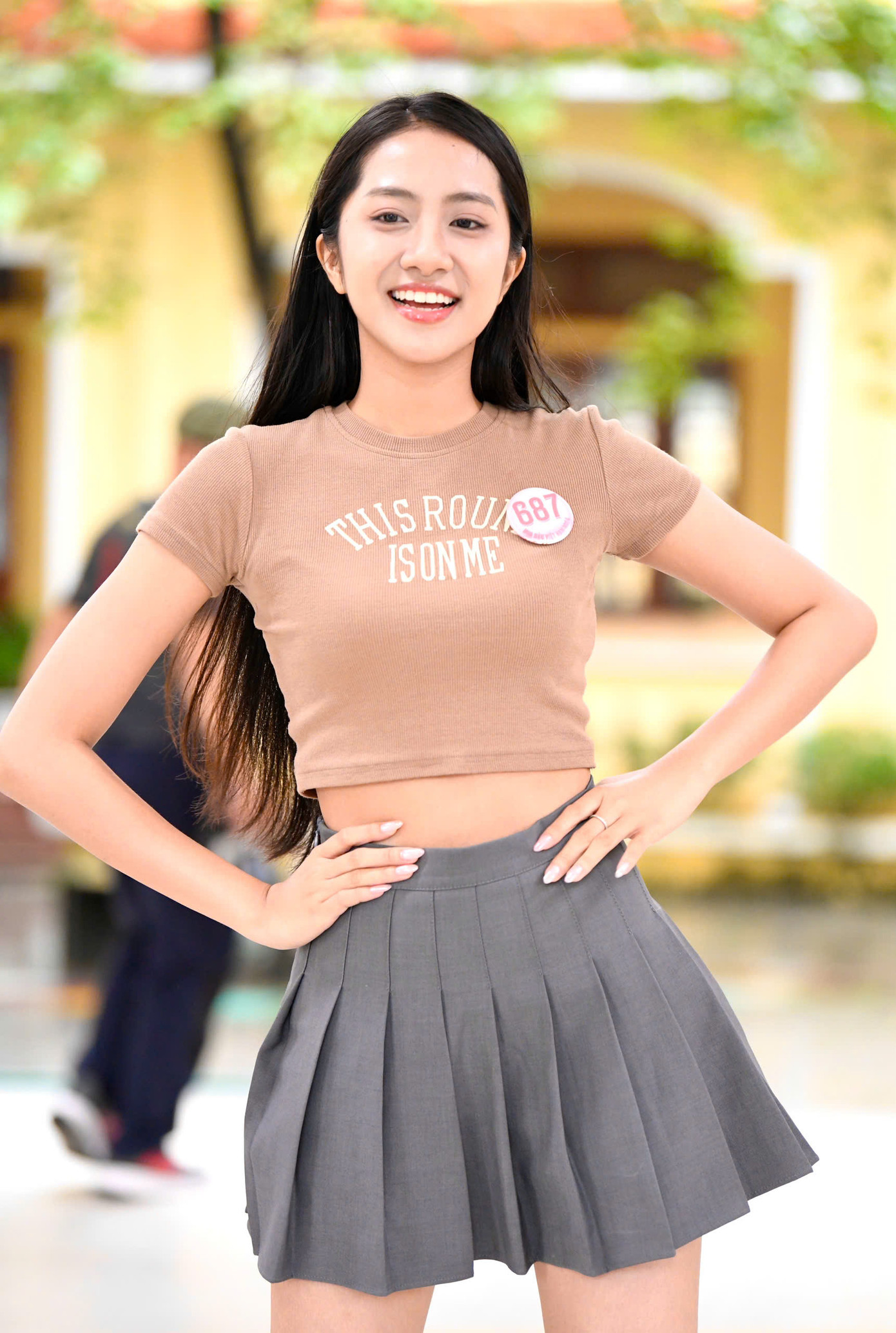 “Mình không muốn đếm ngược tới đêm chung kết, vì thời gian bên các bạn quá quý giá. Nhưng mình cũng háo hức được thể hiện bản thân trước khán giả cả nước”, thí sinh Hà Trúc Linh chia sẻ.