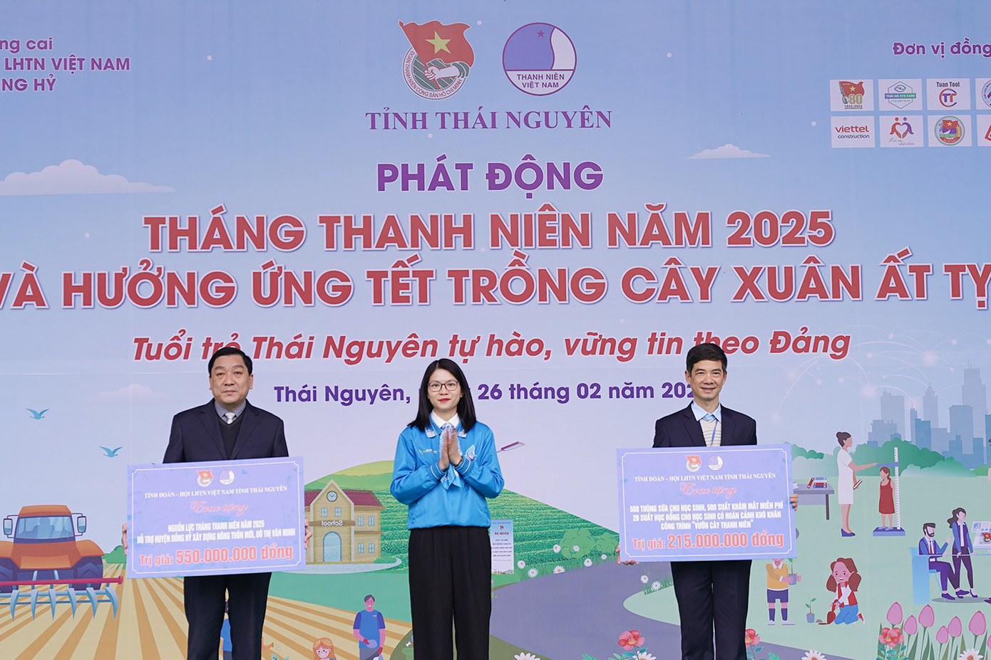 Hơn 850 triệu đồng được trao tại Lễ phát động Tháng Thanh niên tỉnh Thái Nguyên năm 2025. Hơn 850 triệu đồng được trao tại Lễ phát động Tháng Thanh niên tỉnh Thái Nguyên năm 2025.