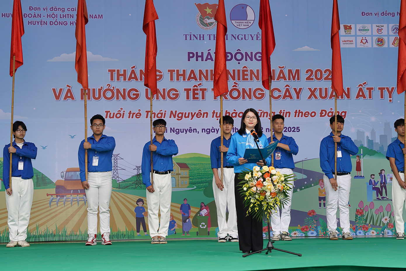 Chị Phạm Thị Thu Hiền - Bí thư Tỉnh Đoàn, Chủ tịch Hội LHTN tỉnh Thái Nguyên phát biểu khai mạc chương trình. Chị Phạm Thị Thu Hiền - Bí thư Tỉnh Đoàn, Chủ tịch Hội LHTN tỉnh Thái Nguyên phát biểu khai mạc chương trình.