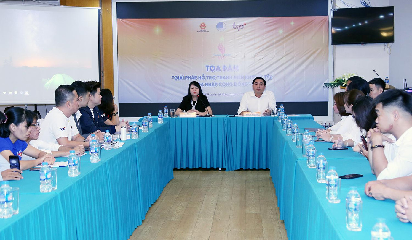 Tọa đàm với chủ đề “Giải pháp hỗ trợ thanh niên khuyết tật hòa nhập cộng đồng”.