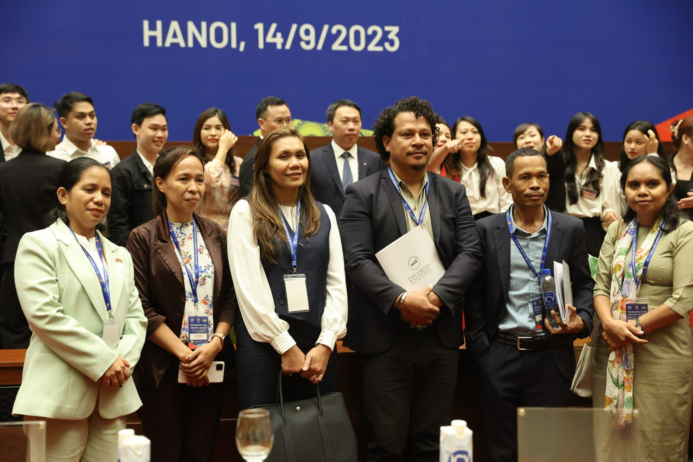 Các nghị sĩ đến từ các quốc gia và vùng lãnh thổ trên thế giới tham dự Toạ đàm. Các nghị sĩ đến từ các quốc gia và vùng lãnh thổ trên thế giới tham dự Toạ đàm.