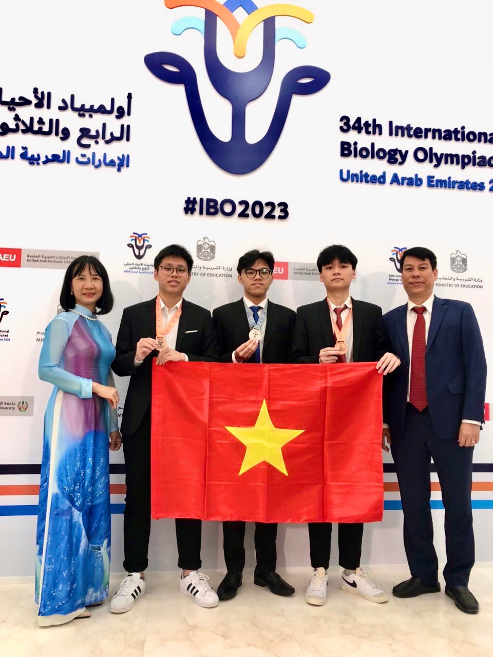 Học sinh Việt Nam giành ba huy chương Olympic Sinh học quốc tế 2023.