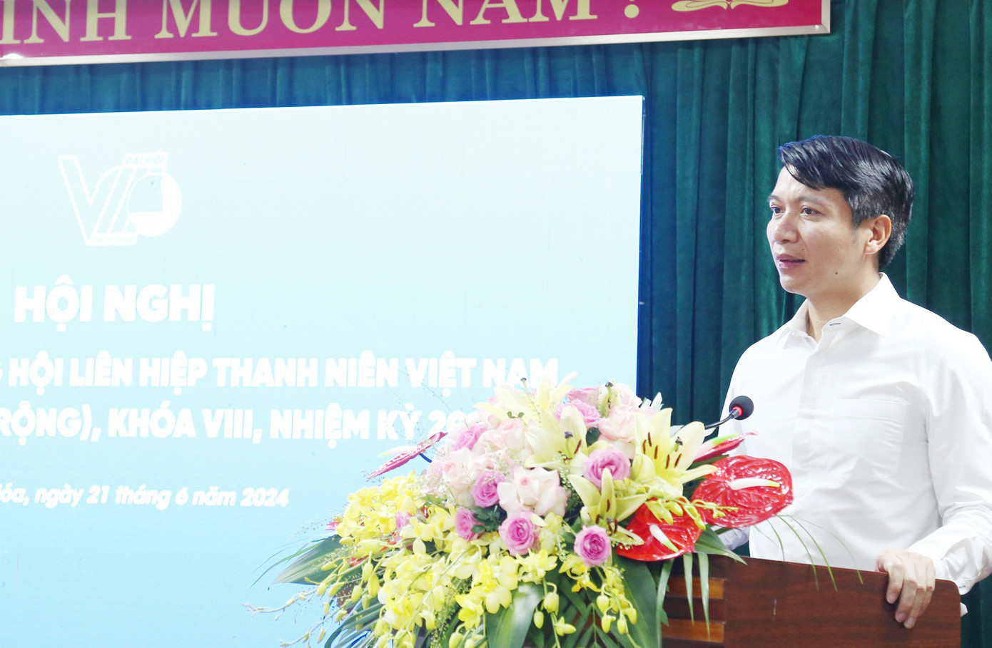 Anh Nguyễn Ngọc Lương - Bí thư thường trực T.Ư Đoàn, Chủ tịch T.ƯHội LHTN Việt Nam phát biểu khai mạc Hội nghị. Anh Nguyễn Ngọc Lương - Bí thư thường trực T.Ư Đoàn, Chủ tịch T.ƯHội LHTN Việt Nam phát biểu khai mạc Hội nghị.