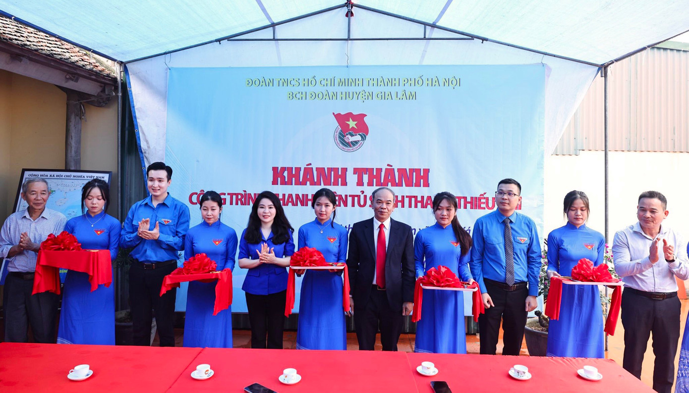 Chương trình “Ngày Đoàn viên” năm 2024 cấp thành phố diễn ra với nhiều hoạt động như: Trao quyết định thành lập 3 tổ chức Đoàn trong doanh nghiệp ngoài Nhà nước; trao danh sách 78 đoàn viên ưu tú để Đảng xem xét, kết nạp; kết nạp đoàn viên mới; trao tặng phần quà “Điều ước cho em” và tặng quà cho 10 học sinh có hoàn cảnh khó khăn; ra quân vệ sinh môi trường, xóa điểm đen rác thải; khánh thành công trình sân chơi thanh, thiếu nhi, tủ sách thanh niên.