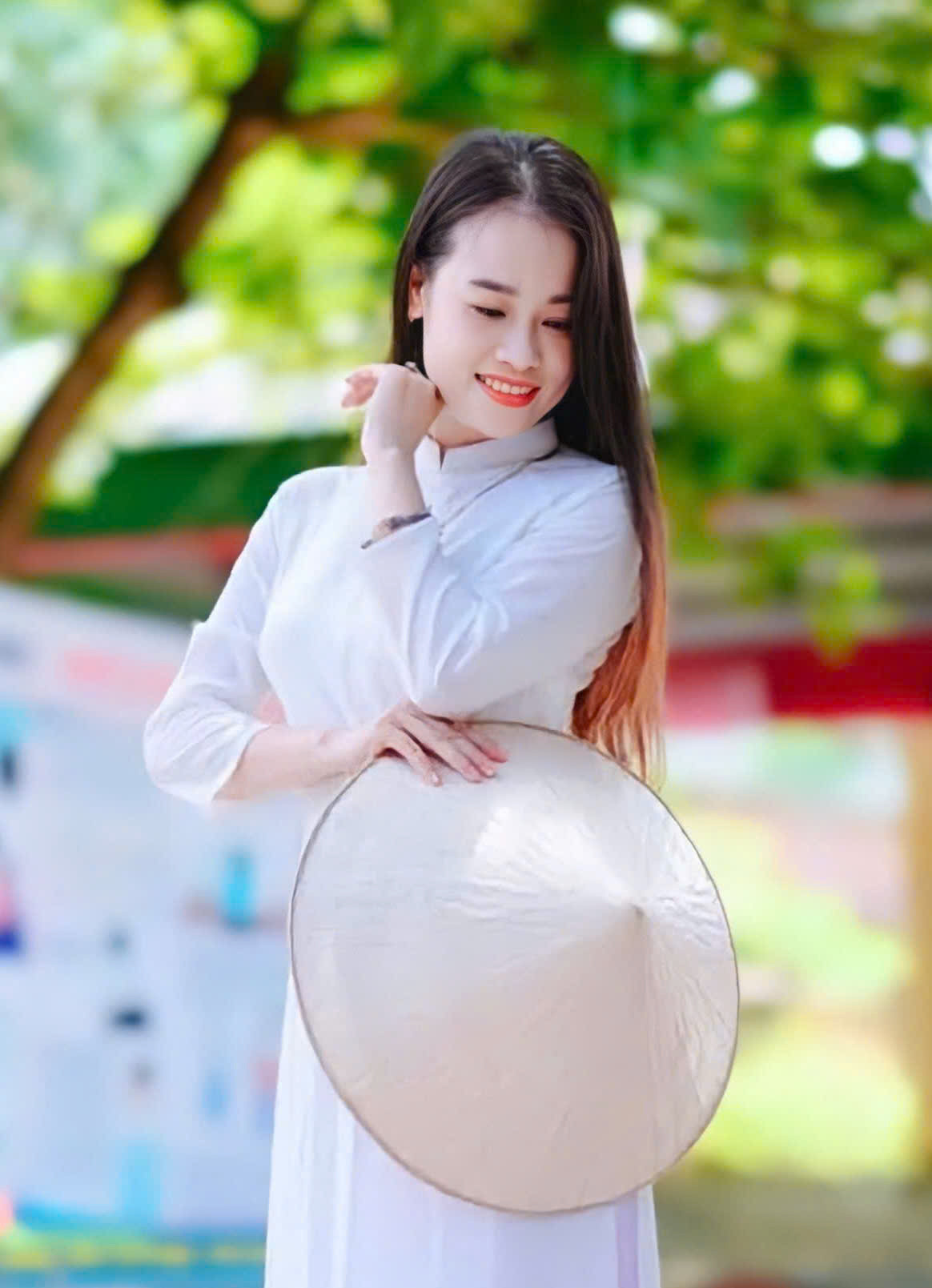 Người giáo viên tâm huyết với sự nghiệp ‘trồng người’.