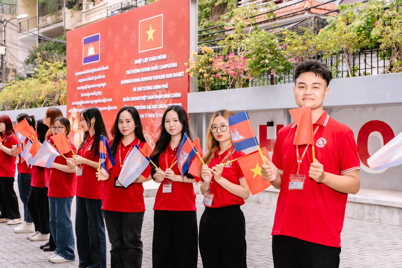 Cán bộ, giảng viên, sinh viên trường ĐH Ngoại thương tại buổi giao lưu. Ảnh: FTU Cán bộ, giảng viên, sinh viên trường ĐH Ngoại thương tại buổi giao lưu. Ảnh: FTU