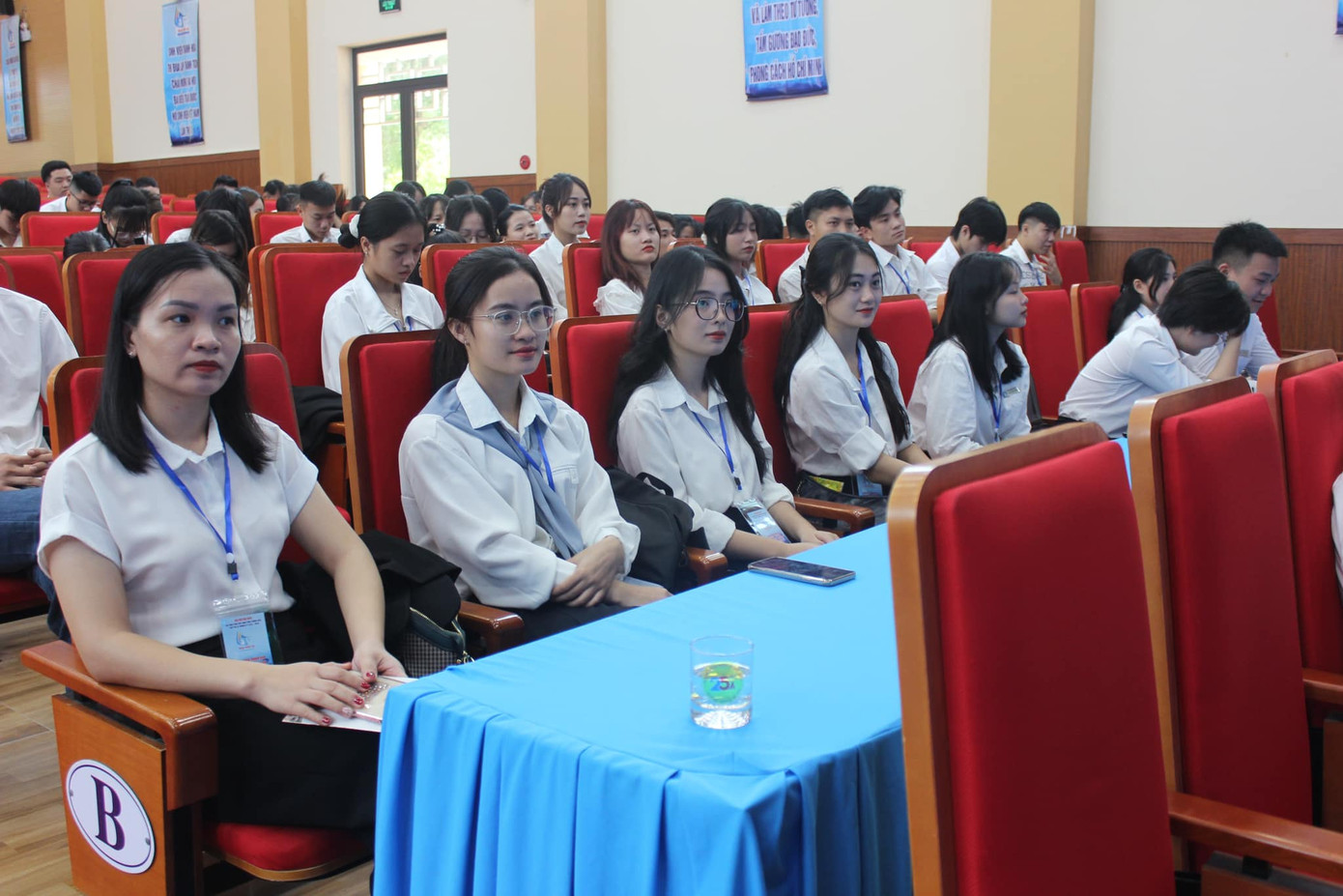 Đại hội có sự tham gia của 200 đại biểu, đại diện cho hơn 10.000 sinh viên trong toàn tỉnh Thanh Hoá. Đại hội có sự tham gia của 200 đại biểu, đại diện cho hơn 10.000 sinh viên trong toàn tỉnh Thanh Hoá.