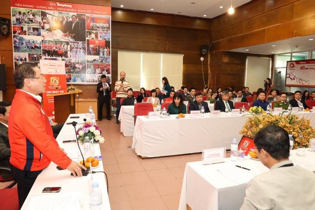 Tổng Biên tập Báo Tiền phong Lê Xuân Sơn, Trưởng Ban Tổ chức 'Chủ nhật Đỏ' lần thứ XV chia sẻ tại chương trình. Ảnh: NHƯ Ý Tổng Biên tập Báo Tiền phong Lê Xuân Sơn, Trưởng Ban Tổ chức 'Chủ nhật Đỏ' lần thứ XV chia sẻ tại chương trình. Ảnh: NHƯ Ý