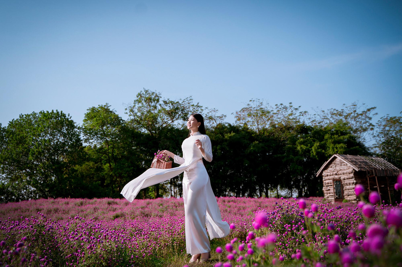 Qua bộ ảnh Thanh Kem mong muốn lan toả vẻ đẹp và văn hoá của con người Việt Nam đến với mọi người. “Sau khi chia sẻ bộ ảnh này thì mình được nhiều lời khen từ tất cả mọi người là đẹp, duyên dáng và cuốn hút!”, Phương Thanh chia sẻ.