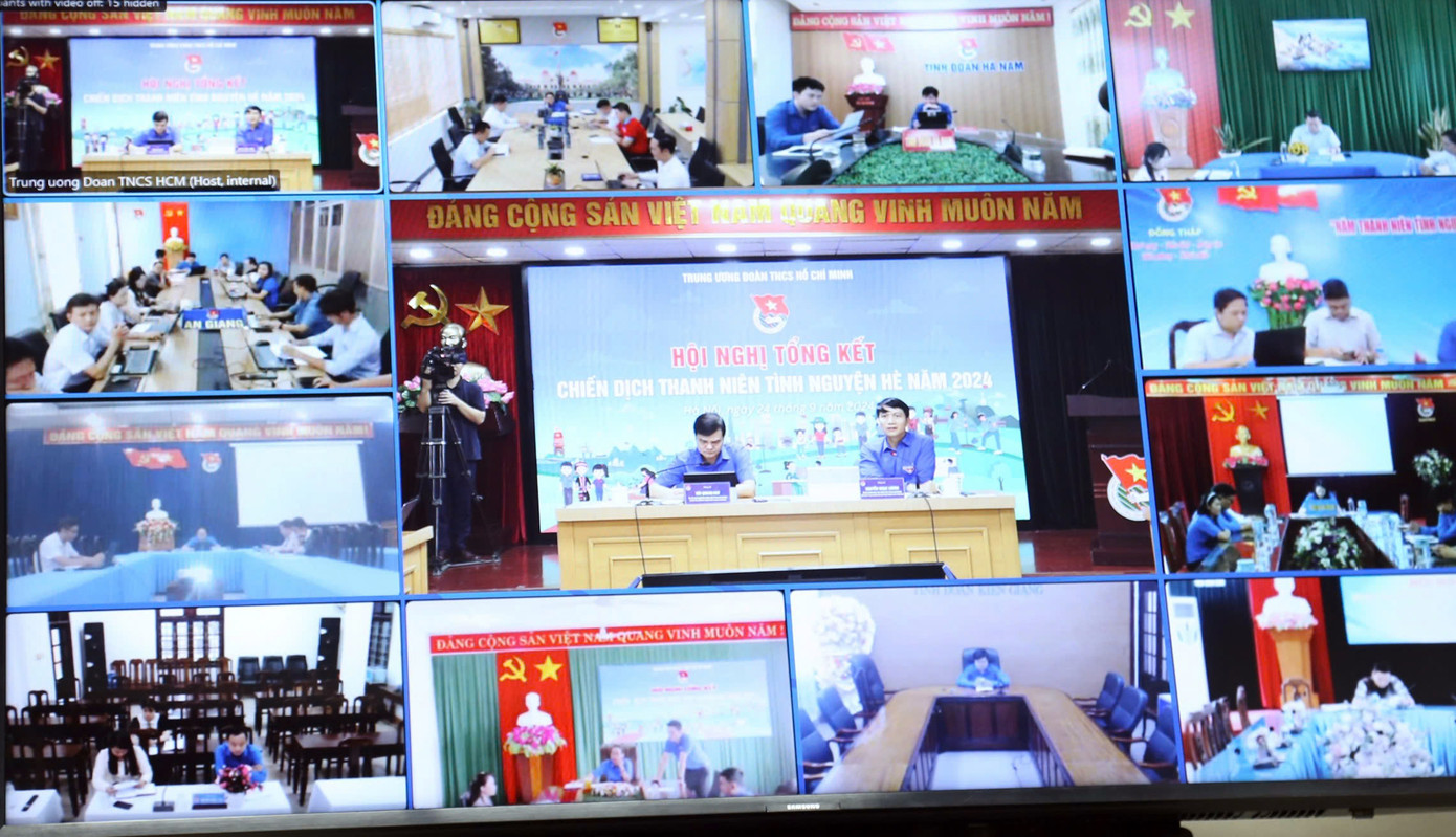 Hội nghị diễn ra theo hình thức trực tiếp và trực tuyến.