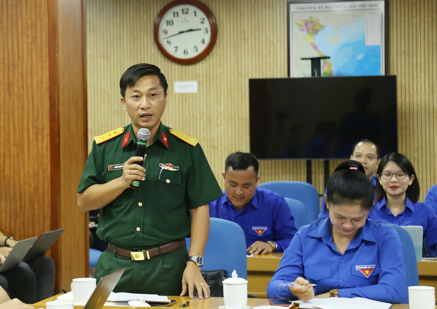 Hội nghị diễn ra theo hình thức trực tiếp và trực tuyến.