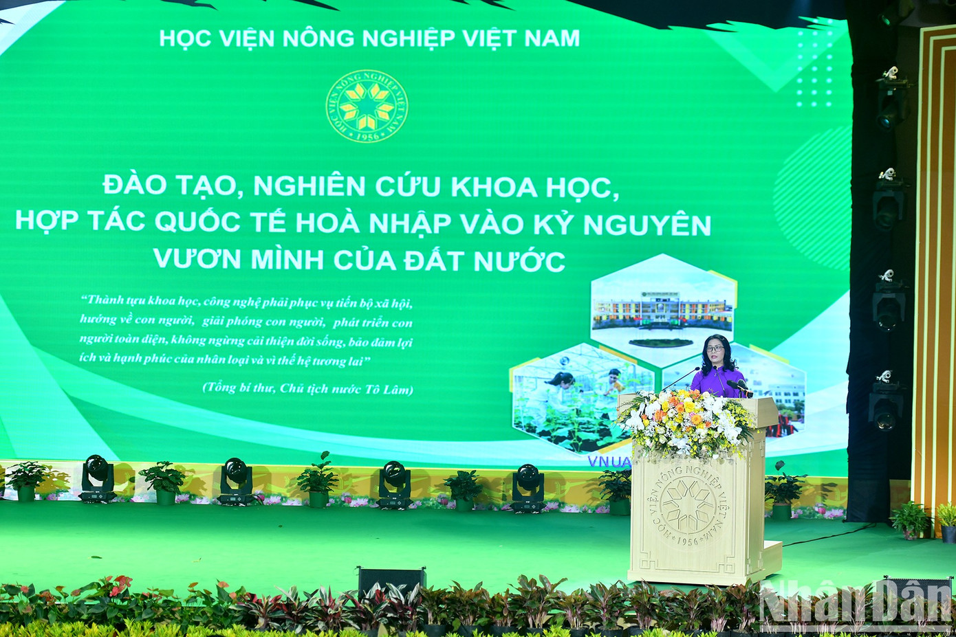 GS. TS Nguyễn Thị Lan - Giám đốc Học viện Nông nghiệp Việt Nam phát biểu tại Lễ khai giảng. Ảnh: Báo Nhân Dân GS. TS Nguyễn Thị Lan - Giám đốc Học viện Nông nghiệp Việt Nam phát biểu tại Lễ khai giảng. Ảnh: Báo Nhân Dân