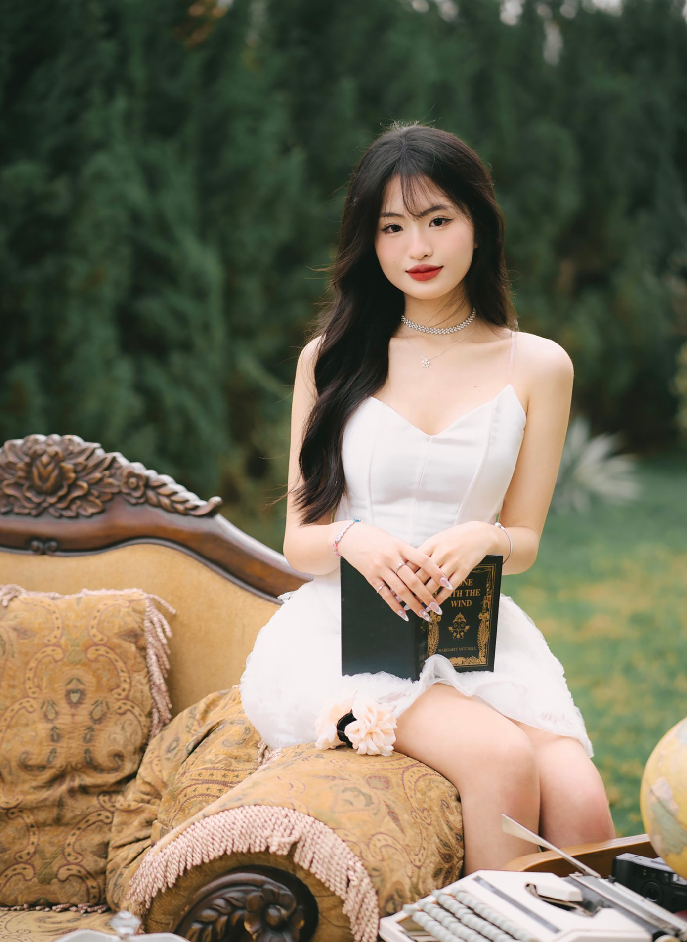 Hoa khôi Vũ Mai Linh, trường ĐH Kinh tế (ĐHQG Hà Nội). Ảnh: NVCC